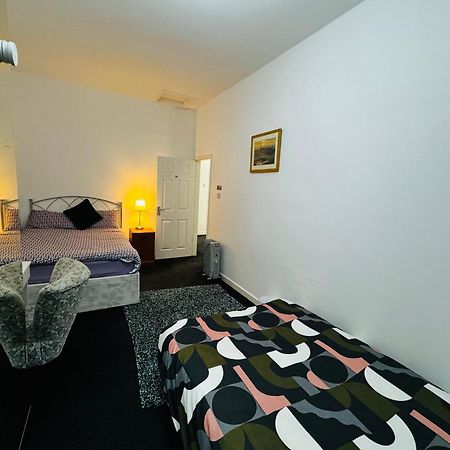 Liberty Inn Room With Sharing Toilet And Kitchen ลิเวอร์พูล ภายนอก รูปภาพ