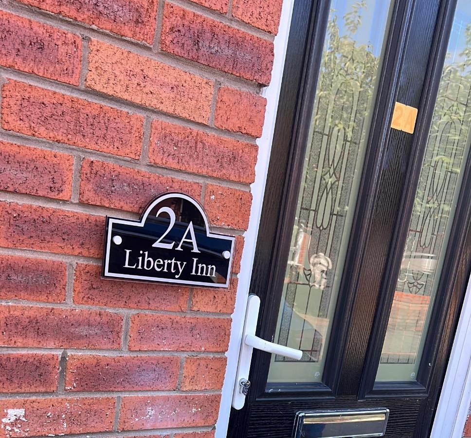 Liberty Inn Room With Sharing Toilet And Kitchen ลิเวอร์พูล ภายนอก รูปภาพ